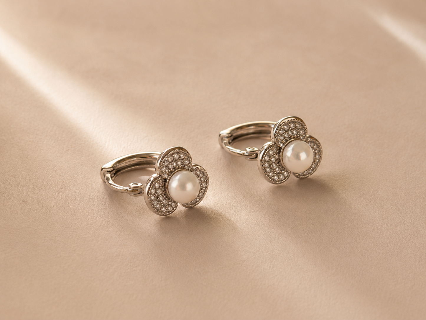 Aretes Aura
